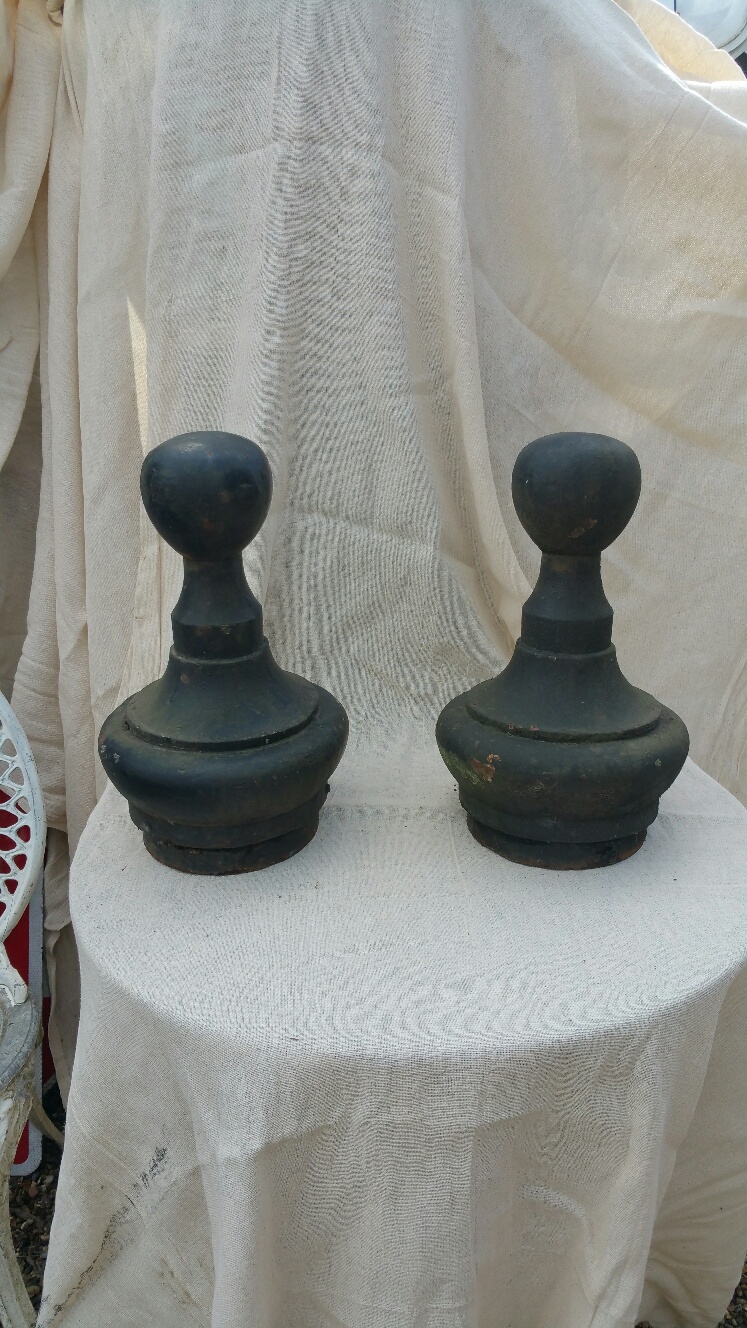 Finials – Large Cast Iron Round Top