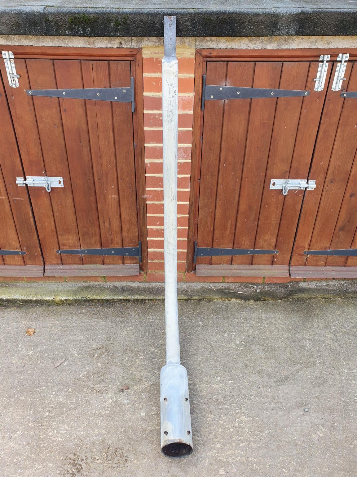 Galvanised Post Top Brackets Street Furniture Salvagers , Prop Hire