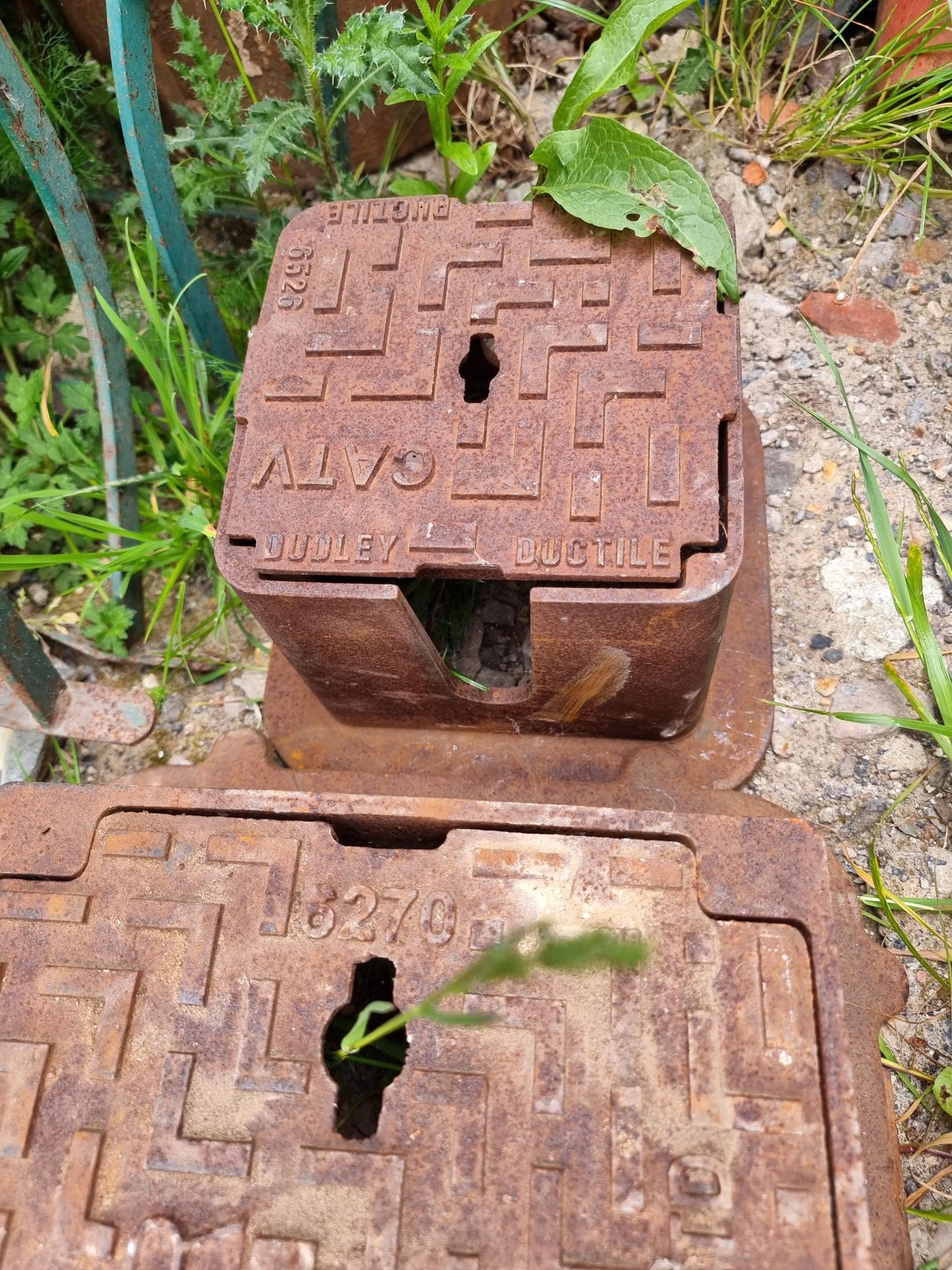 Small CATV Ductile Iron Cover & Frame