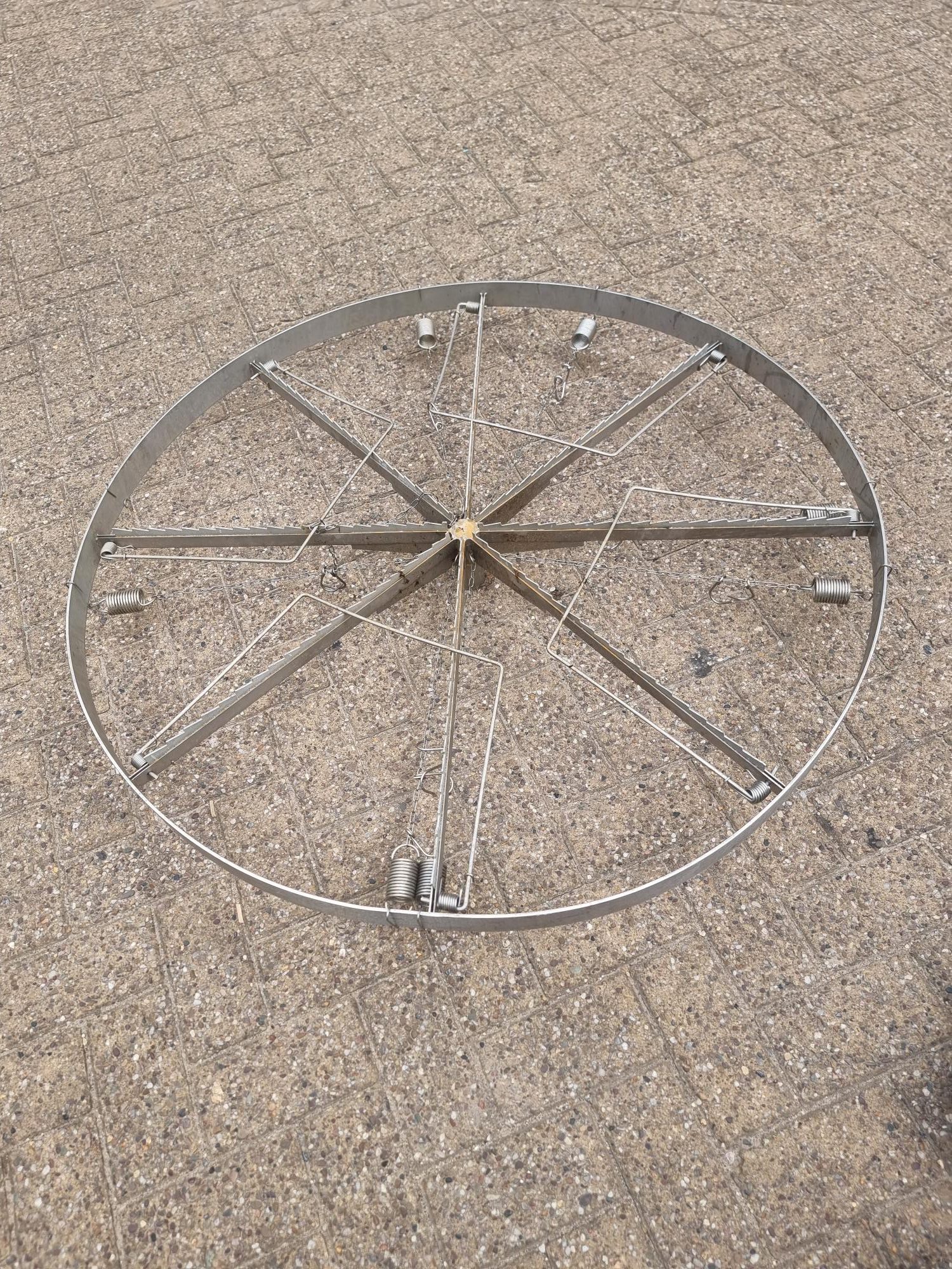 Stainless Steel Wheel with sprung hooks