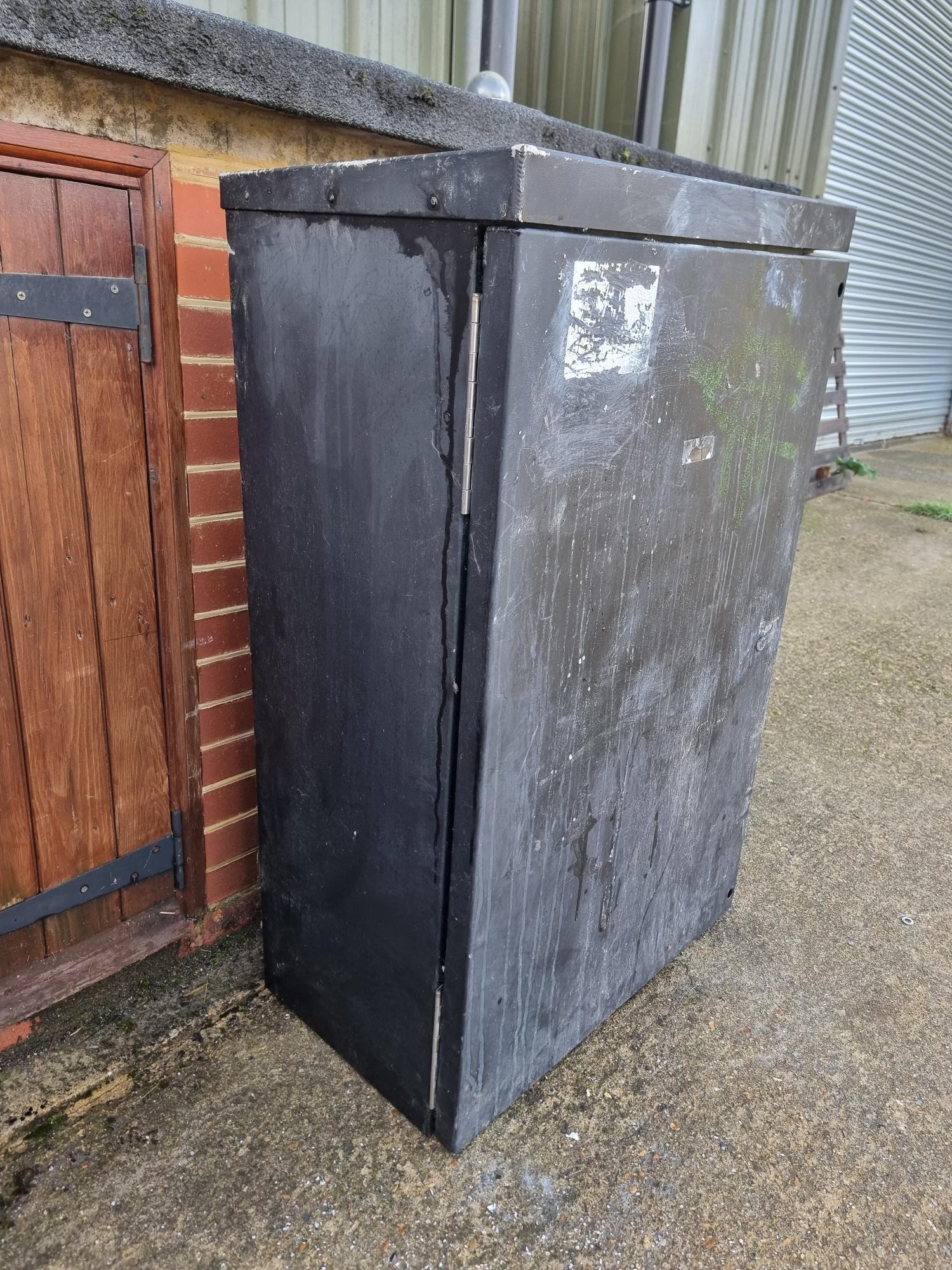 Electrical Cabinet Black - Aluminium Construction - Image 8
