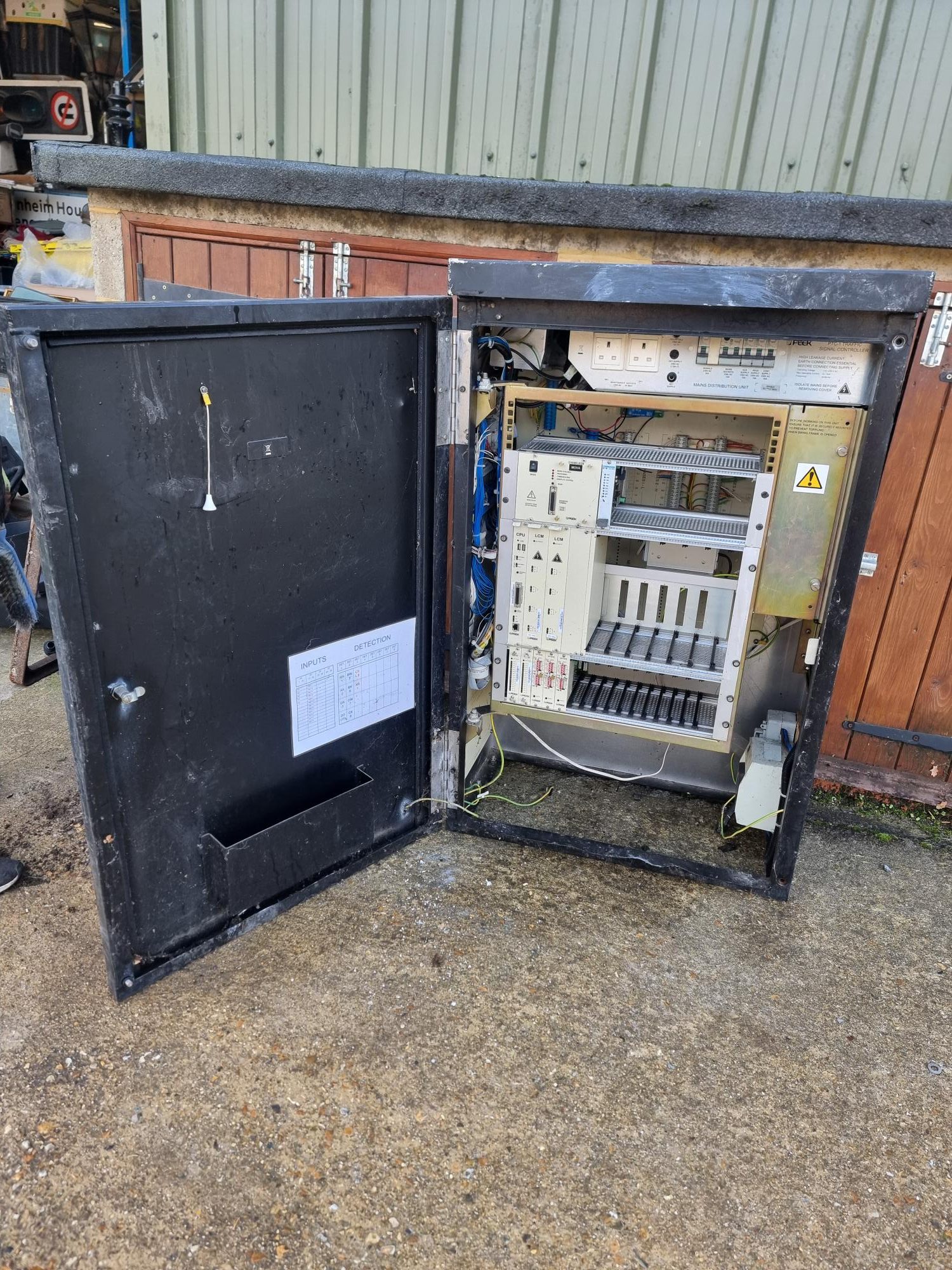 Electrical Cabinet Black - Aluminium Construction