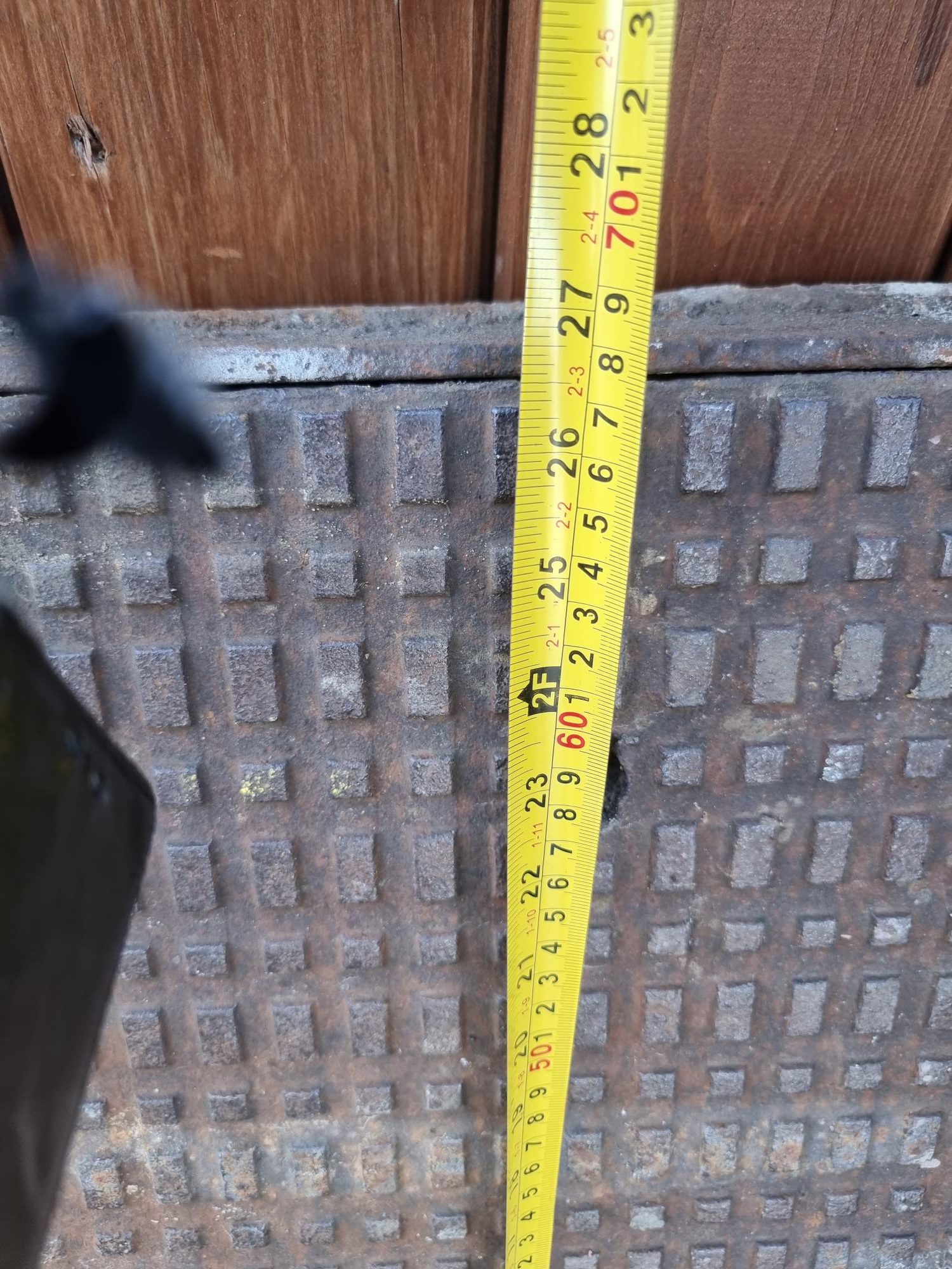 Cast Iron Manhole  Cover & Frame - 500 mm x 650mm - Image 5