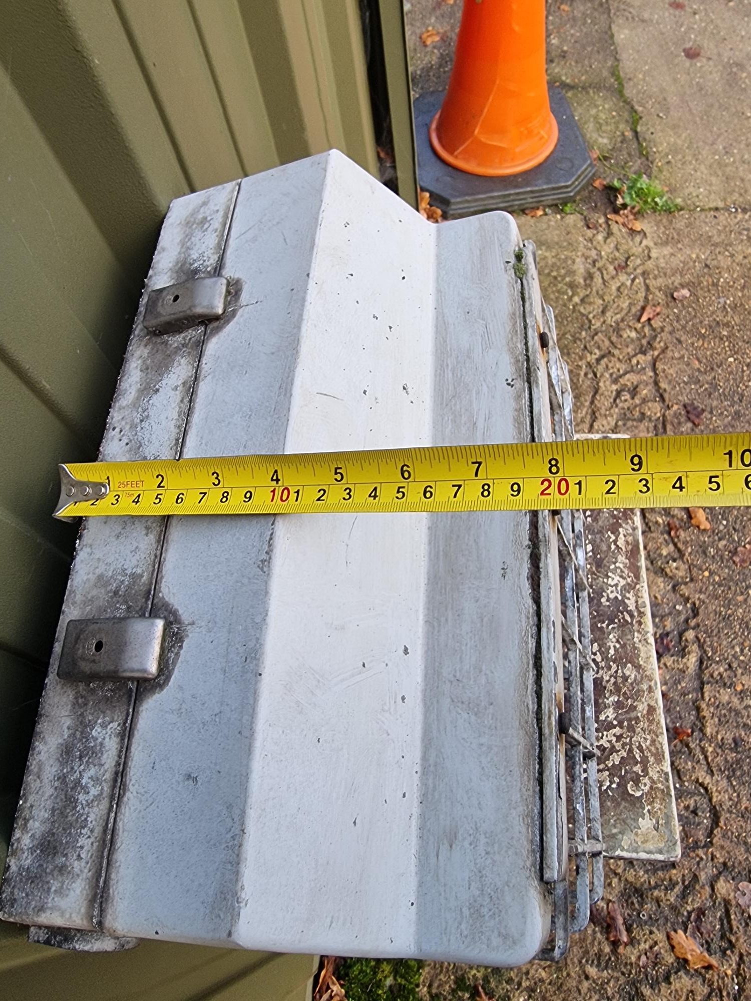 Caged Bulkhead Lights - Image 4