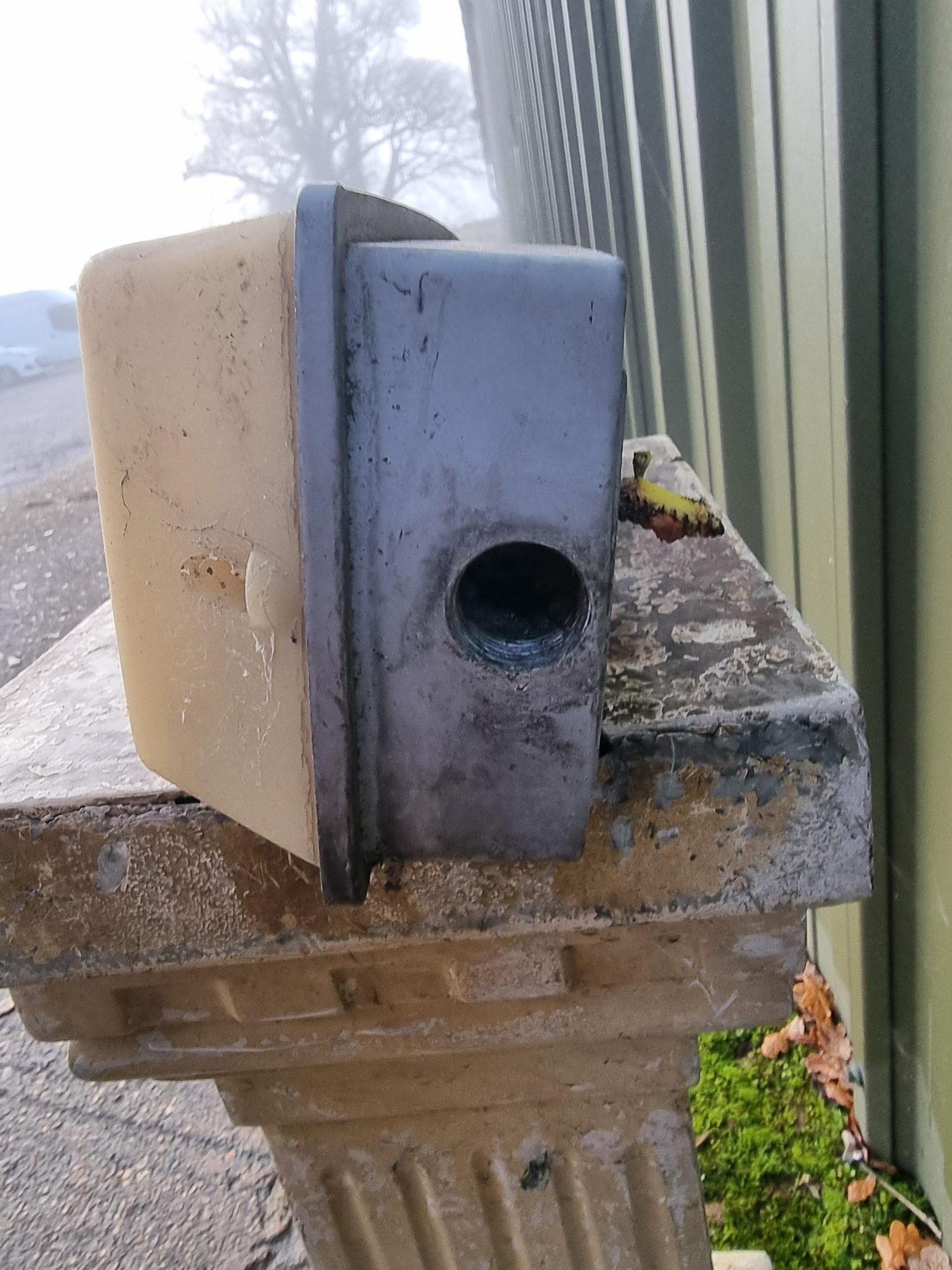 Grey Rectangle Bulkhead Light - Image 2