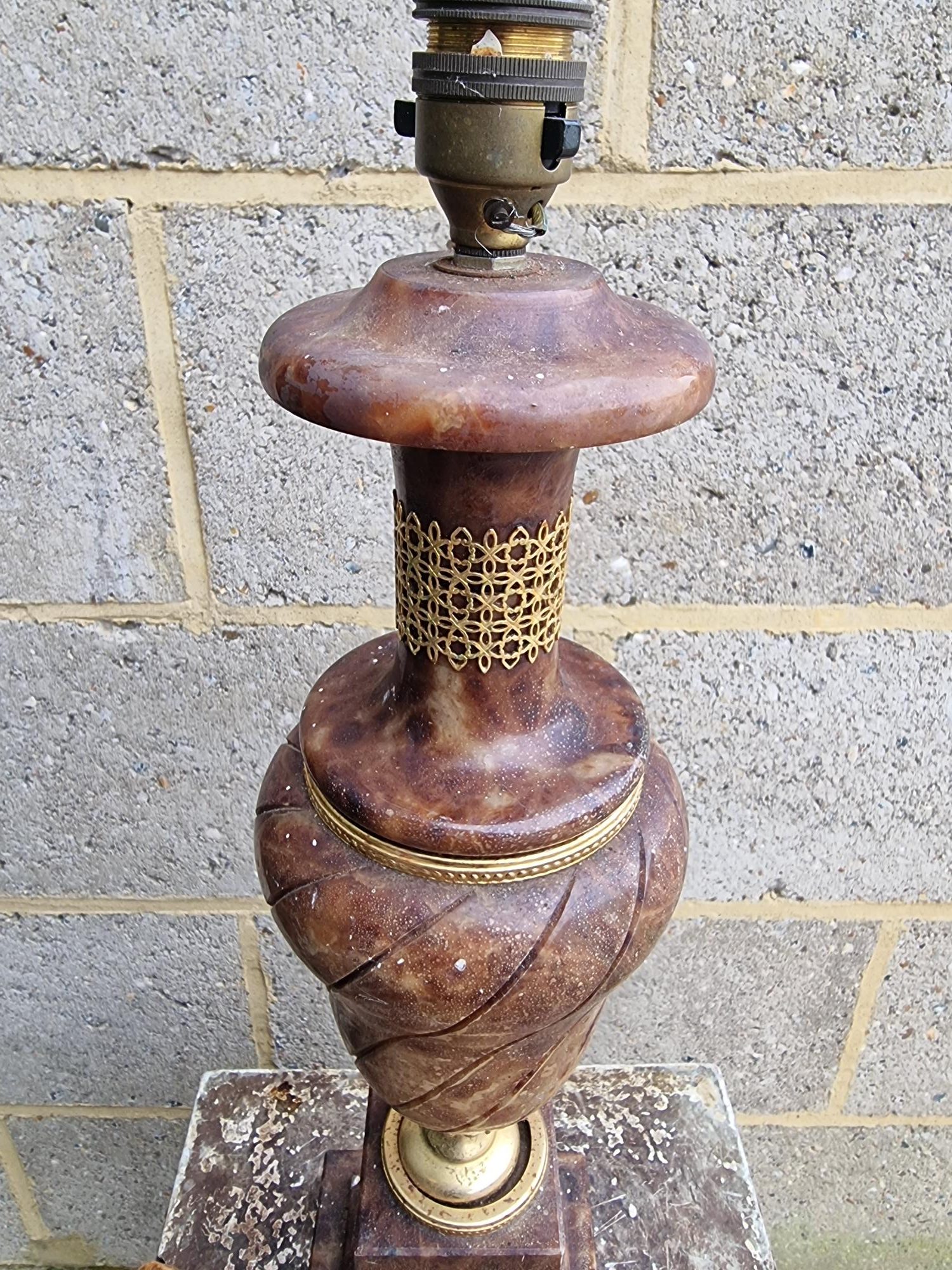 Vintage Italian Alabaster Lamp - Image 4