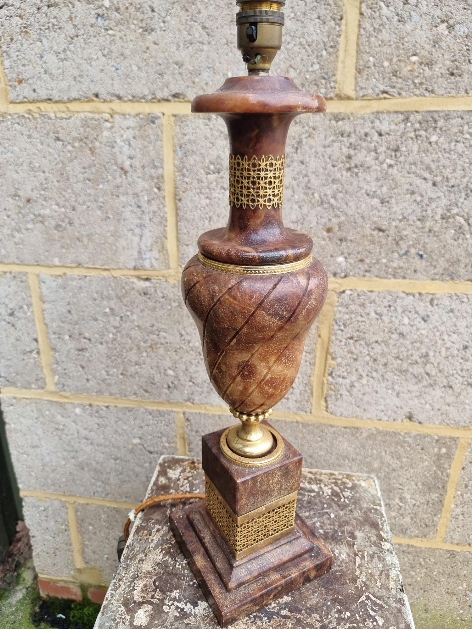 Vintage Italian Alabaster Lamp