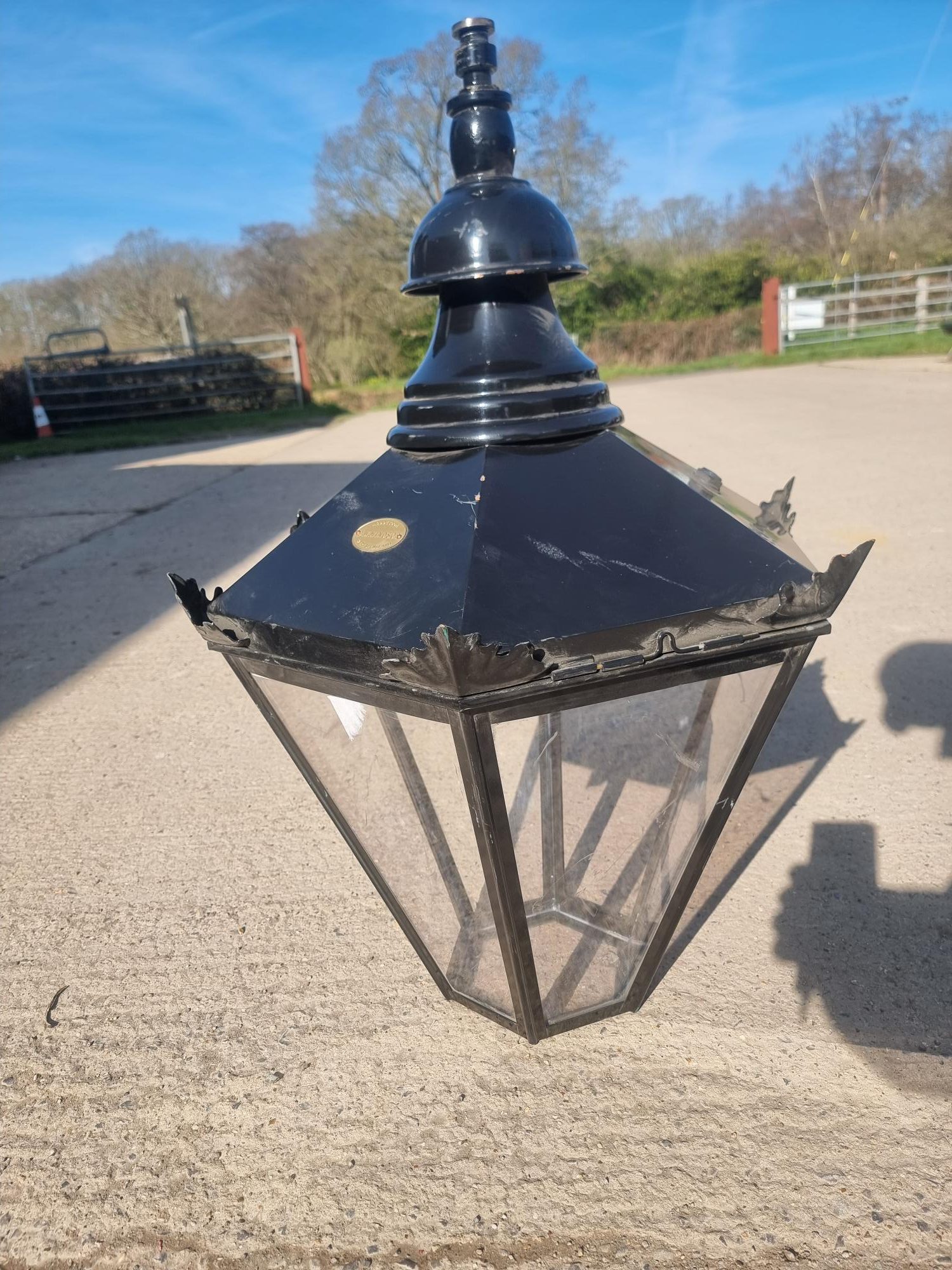 DW Windsor Light Knightbridge Model Hanging Style Copper Construction Painted Black