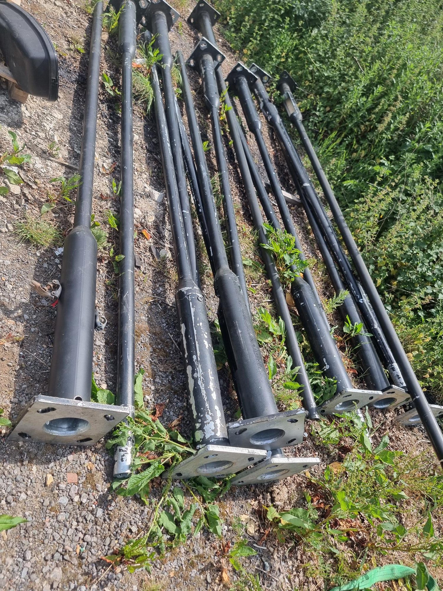 4 metre Standard Steel Lamp Post – Hire Only