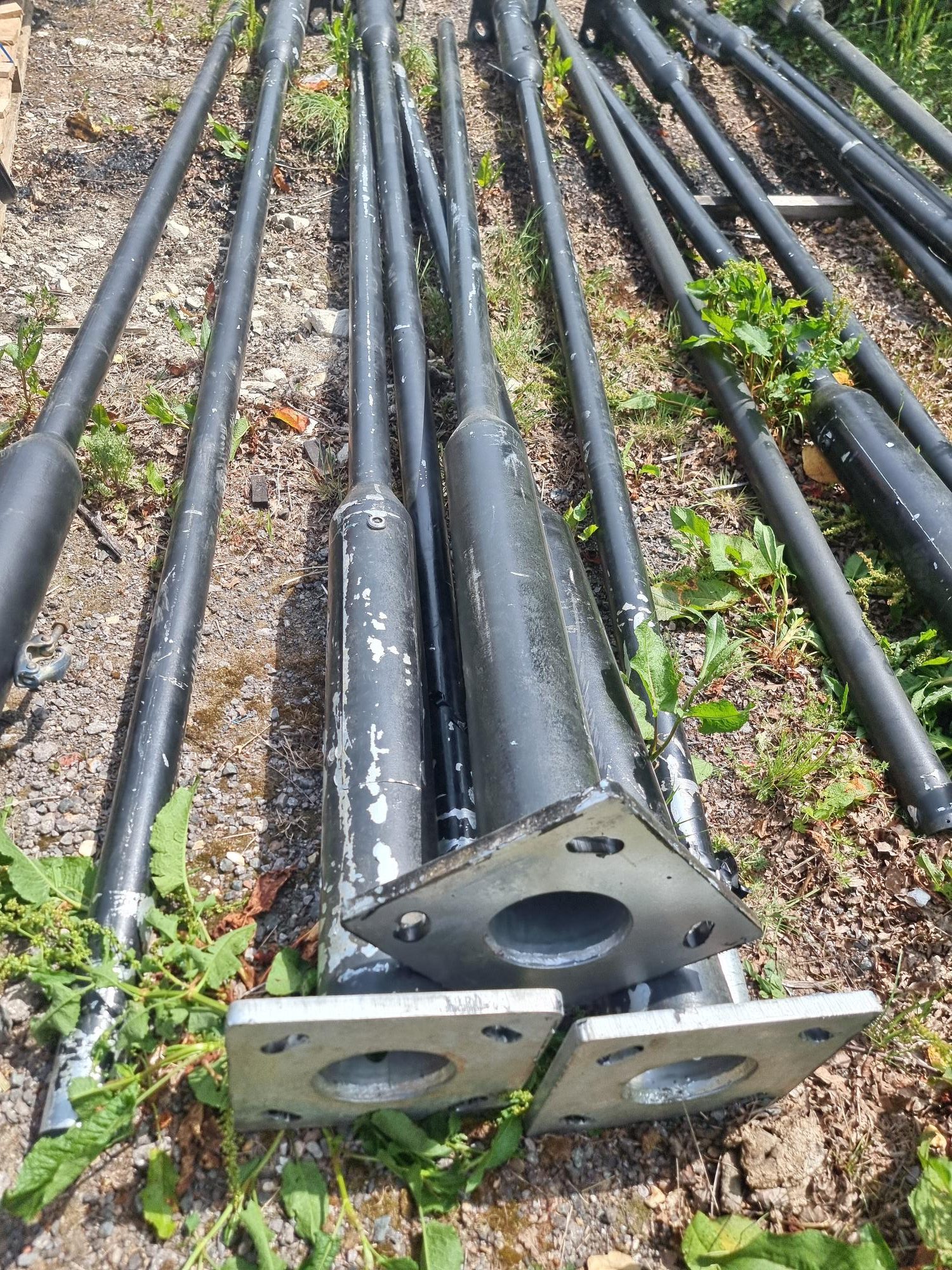 4 metre Standard Steel Lamp Post - Hire Only - Image 4