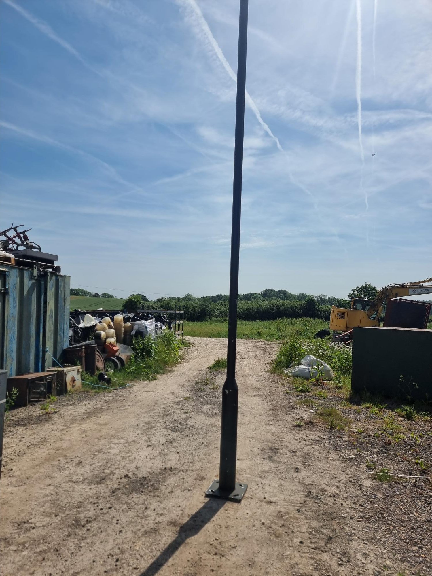 4 metre Standard Steel Lamp Post – Hire Only