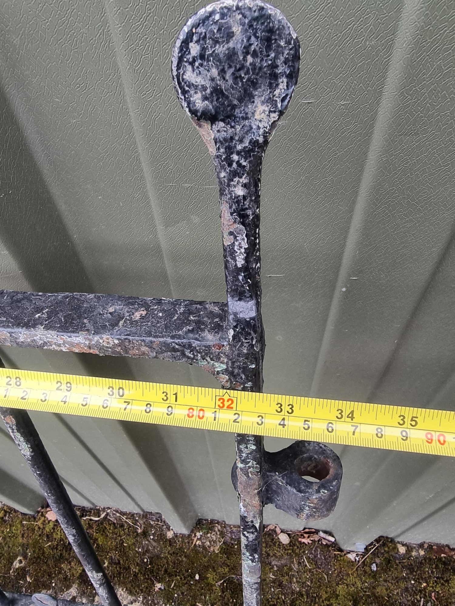 Victorian Cast Iron Gate - Image 2