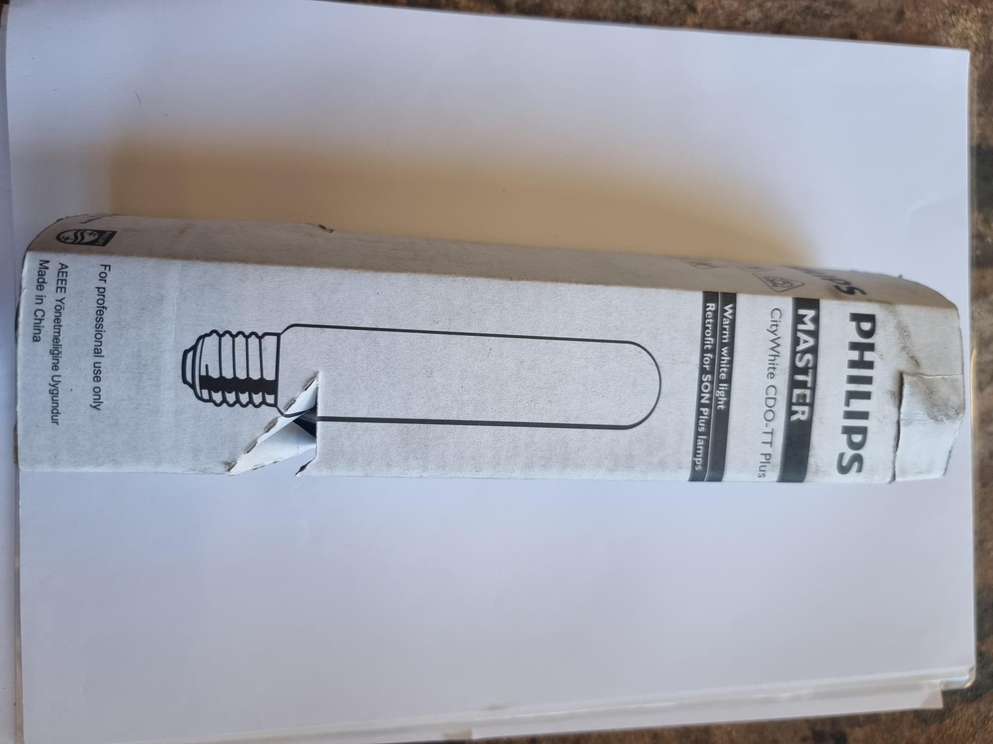 Philips Lamp Master City White CDO-TT Plus 150 Watt/828 E40 - Image 3