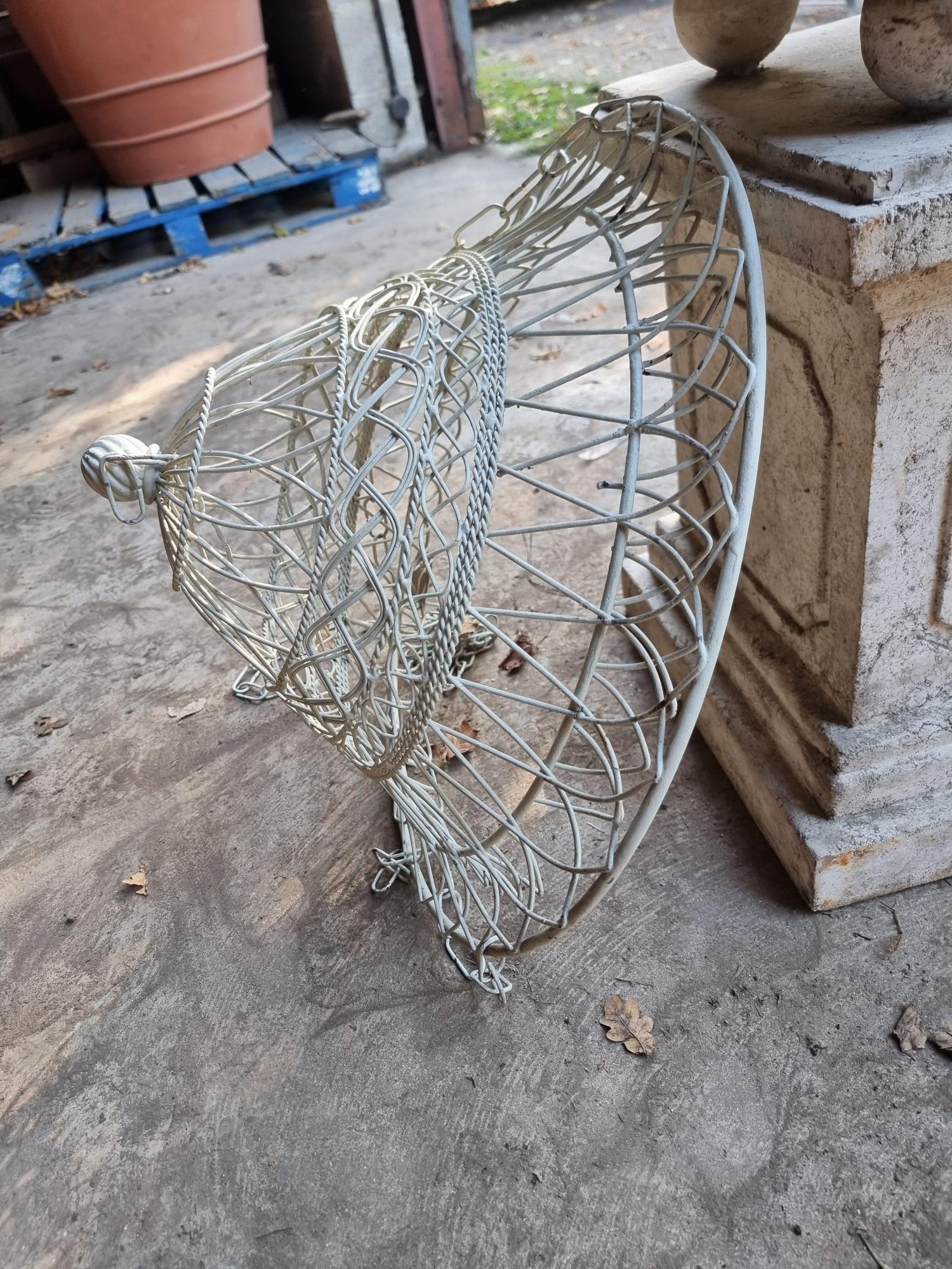 Ornate Hanging Baskets White Metal Wire - Image 2