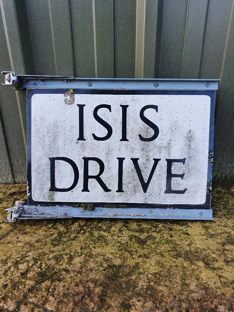 Sign – Double Sided “Isis Drive”