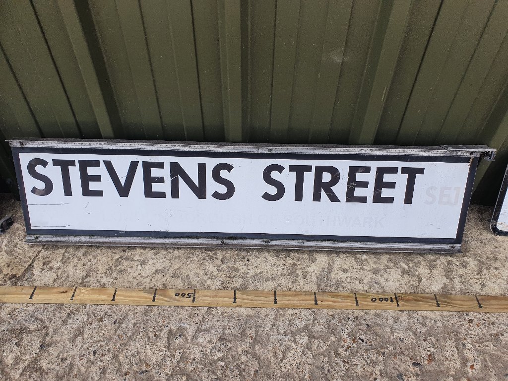 Sign – Stevens Street