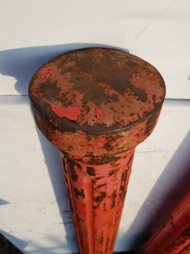 red-cast-iron-fluted-bollards-fenori-street-furniture-salvage-prop