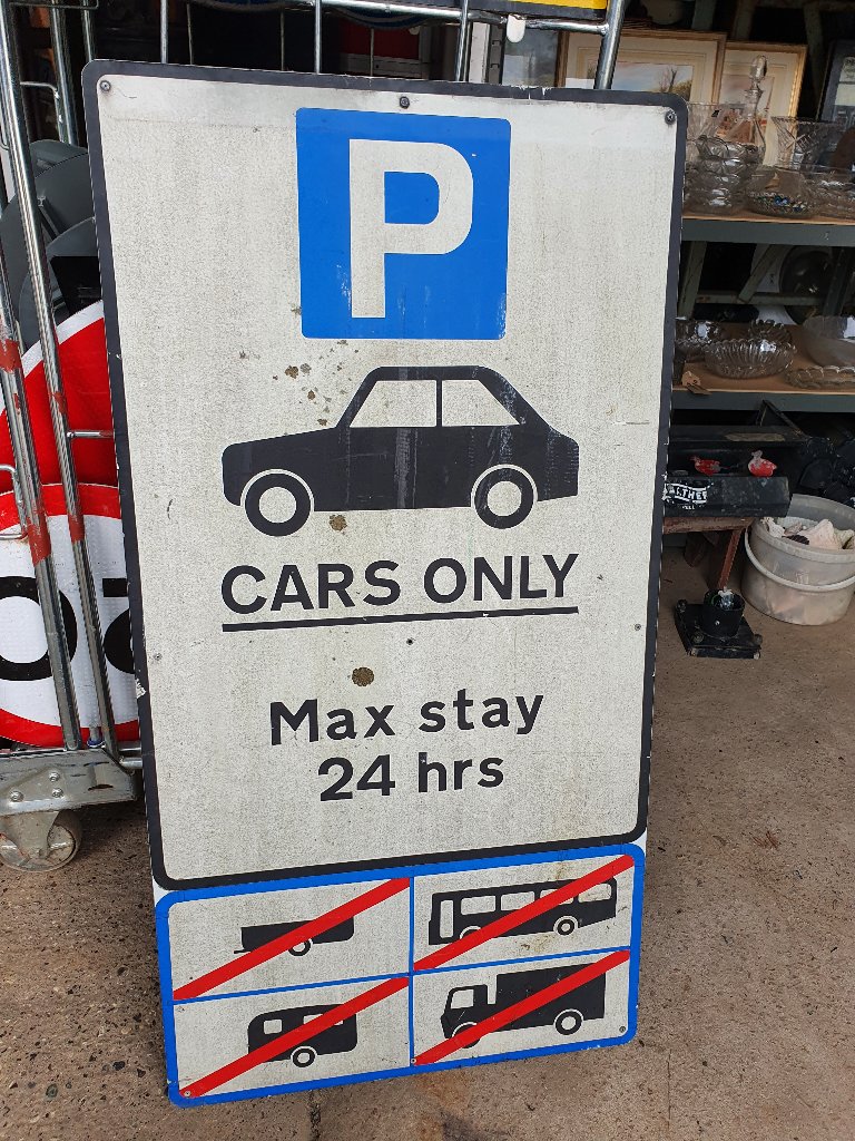 Car Park Sign – Max Stay 24 Hours
