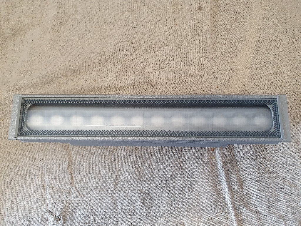 Lumenpulse Facade White LED